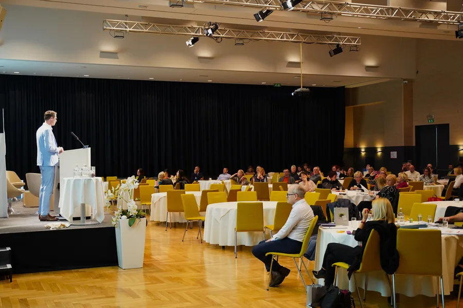 Predavanje na konferenci